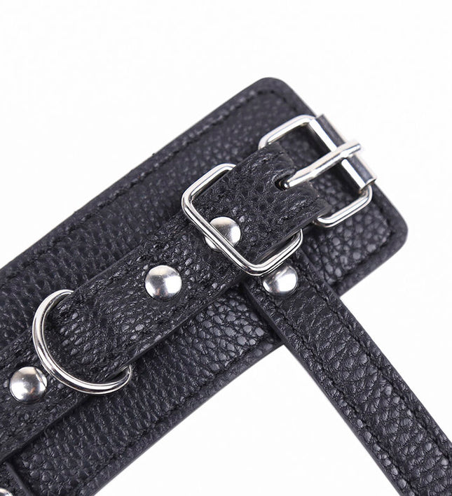 OHMAMA FETISH - PENIS SUPPORT SHEATH WITH STRAP