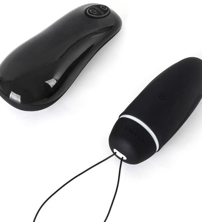 B SWISH - BNAUGHTY DELUXE UNLEASHED BLACK