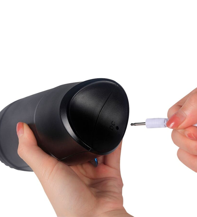 SHEQU - RENEE SQUEEZABLE VAGINA MASTURBATOR WITH VIBRATION IN CASE